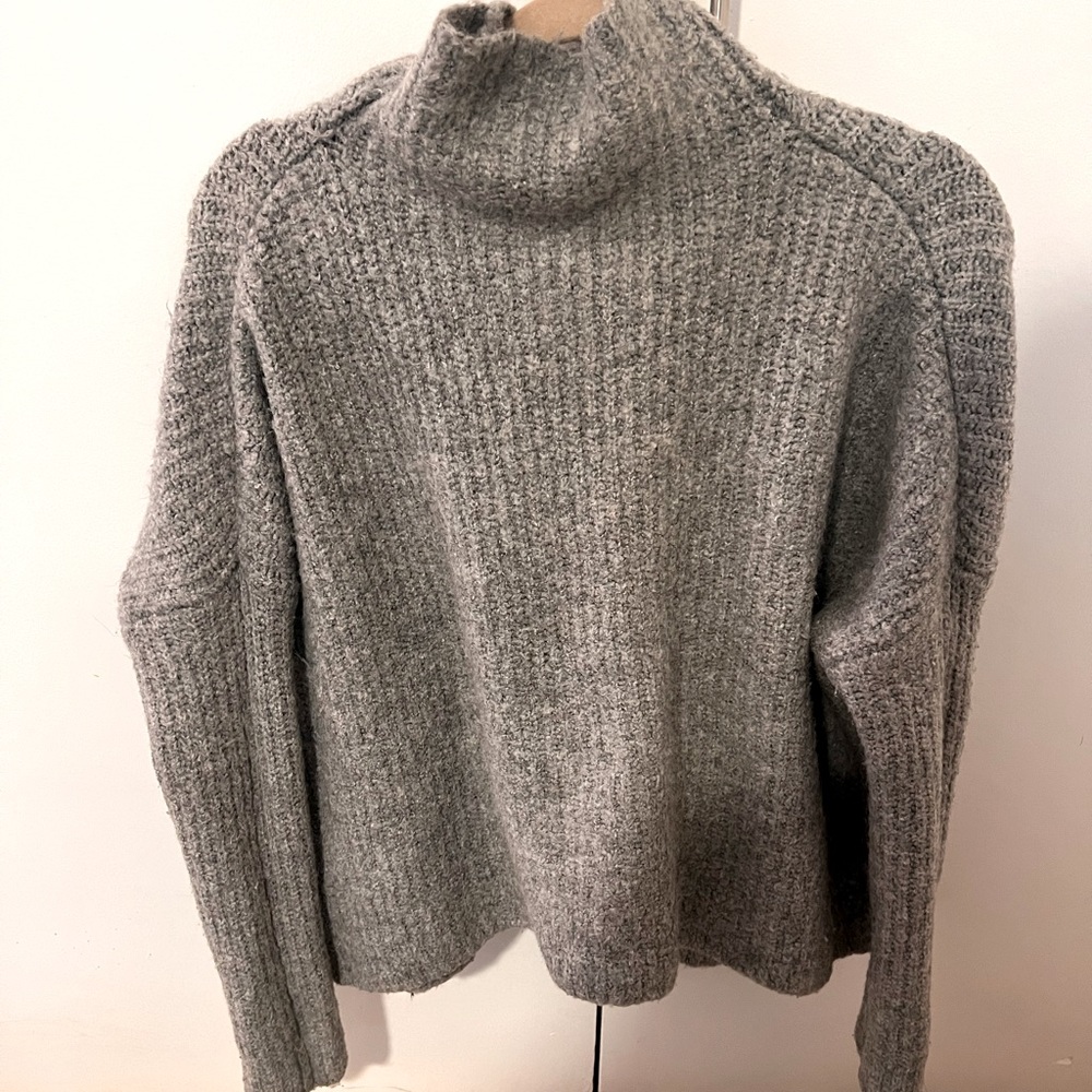 H&M Boxy mock neck/high neck knit sweater